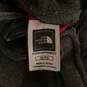 North face sweater